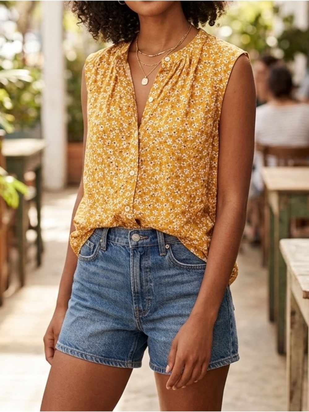 🔥$10 FINAL PRICE🔥 Old Navy Mustard Yellow Ditsy Floral Sleeveless Blouse💛